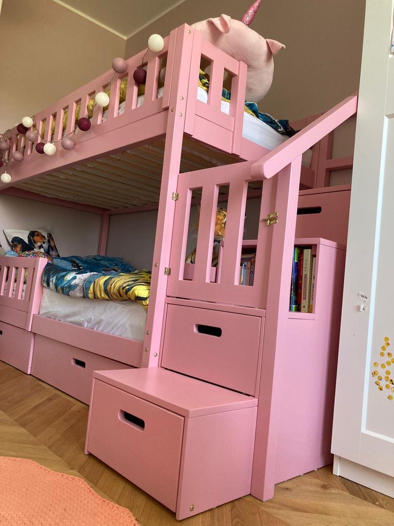 Różowe łóżko dla dziewczynki Izi and Dizi